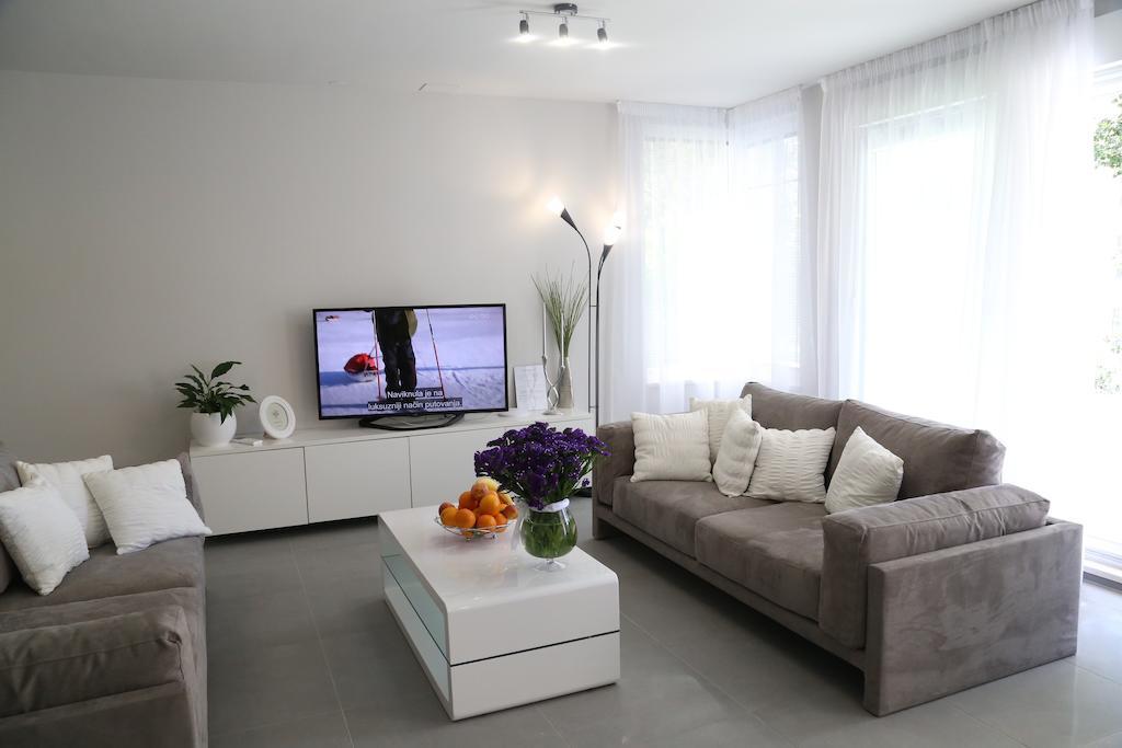 Beach Apartments Dumicic โปดสตรานา ห้อง รูปภาพ